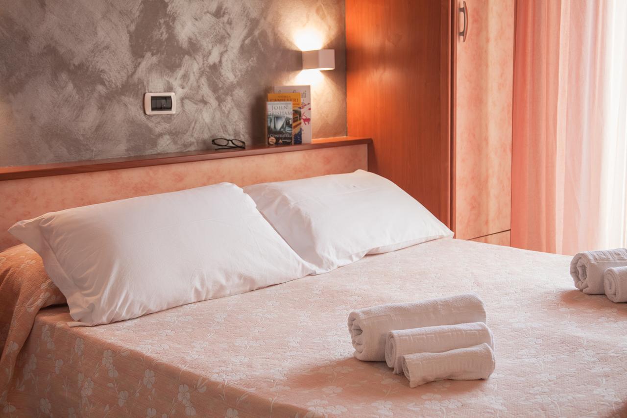Hotel Sandra